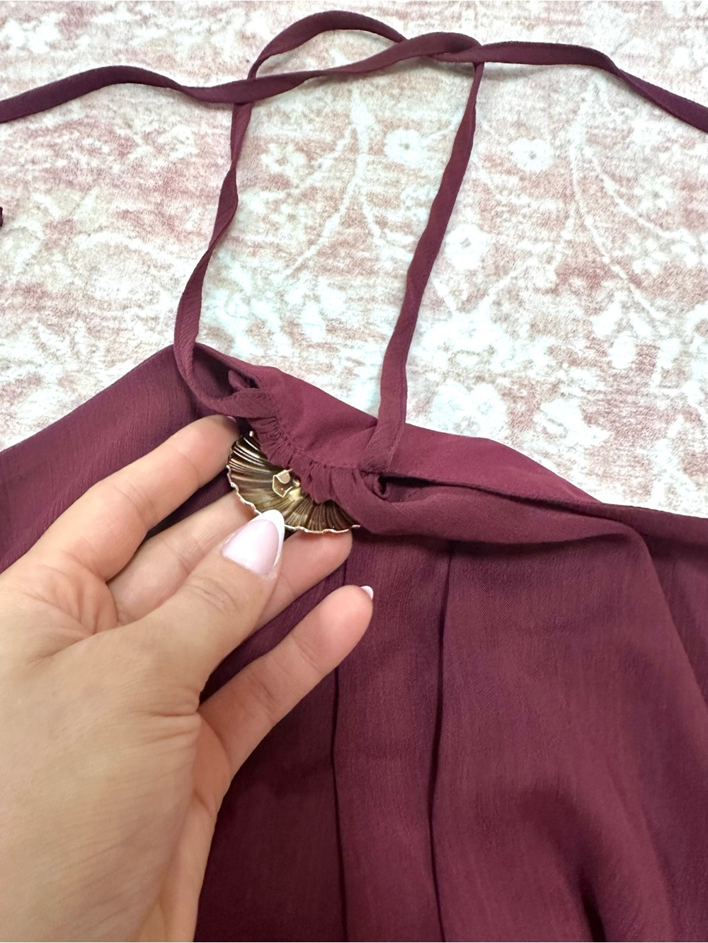 NWT 🥀 Commense Chiffon Halter Top W/ Golden Shell - Picture 5 of 10